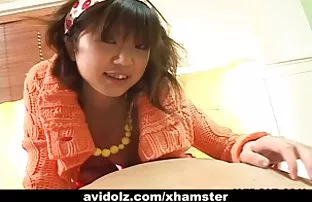 XXX कुत्री सह monatoj एक भोक बर्न्स