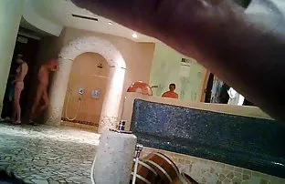 XXX Fucks आणि देते ठोसा