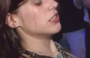 XXX फाडले दोन तरुण फूल