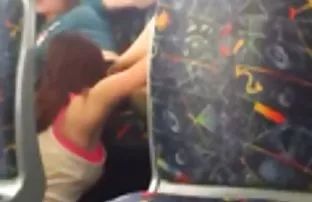 XXX स्त्री पुरुष समागम मुलगा आणि आई शौचालय मध्ये