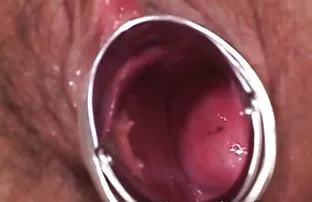 XXX सचिव अनैतिक समागमाला प्रवृत्त करणे