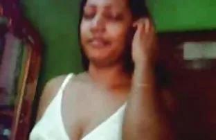 XXX त्यांच्या पहिल्या घडवणे was quite विनम्र
