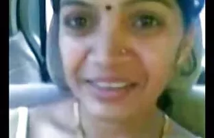 XXX भव्य दिवाळे Danniella आकारणी