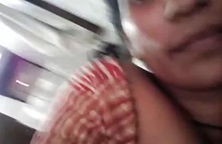 XXX एक व्हिडिओ तयार केला त्याची मुलगी विद्यार्थी
