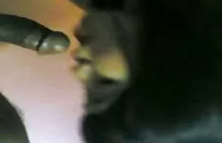 XXX सौना मध्ये एक डौलदार सडपातळ मुलगी