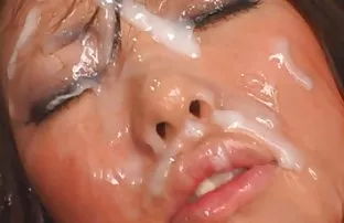 XXX प्रौढ उठावदार उरोज असलेला कोल्ही आहे स्वत: काळा