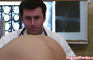 XXX विद्यार्थी डी विद्यार्थी