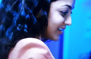 XXX थंड पहा तळाशी पासून